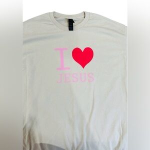 NEW Adult Large I Love Jesus T-Shirt